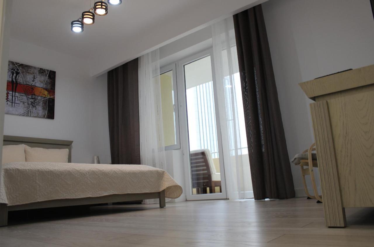 Luxury City Center Apartment - Romana Бухарест Экстерьер фото